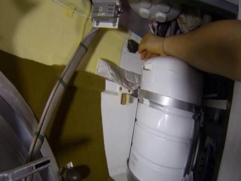 Μιλούν ανοιχτά για… δολιοφθορά στο διαστημόπλοιο Soyuz-MC-09 (Εικόνες-Βίντεο)